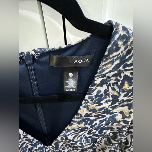 NWT Aqua Cocktail Dress Wrap Plunge Long sleeve Navy and Cream Animal Print - Picture 5 of 8
